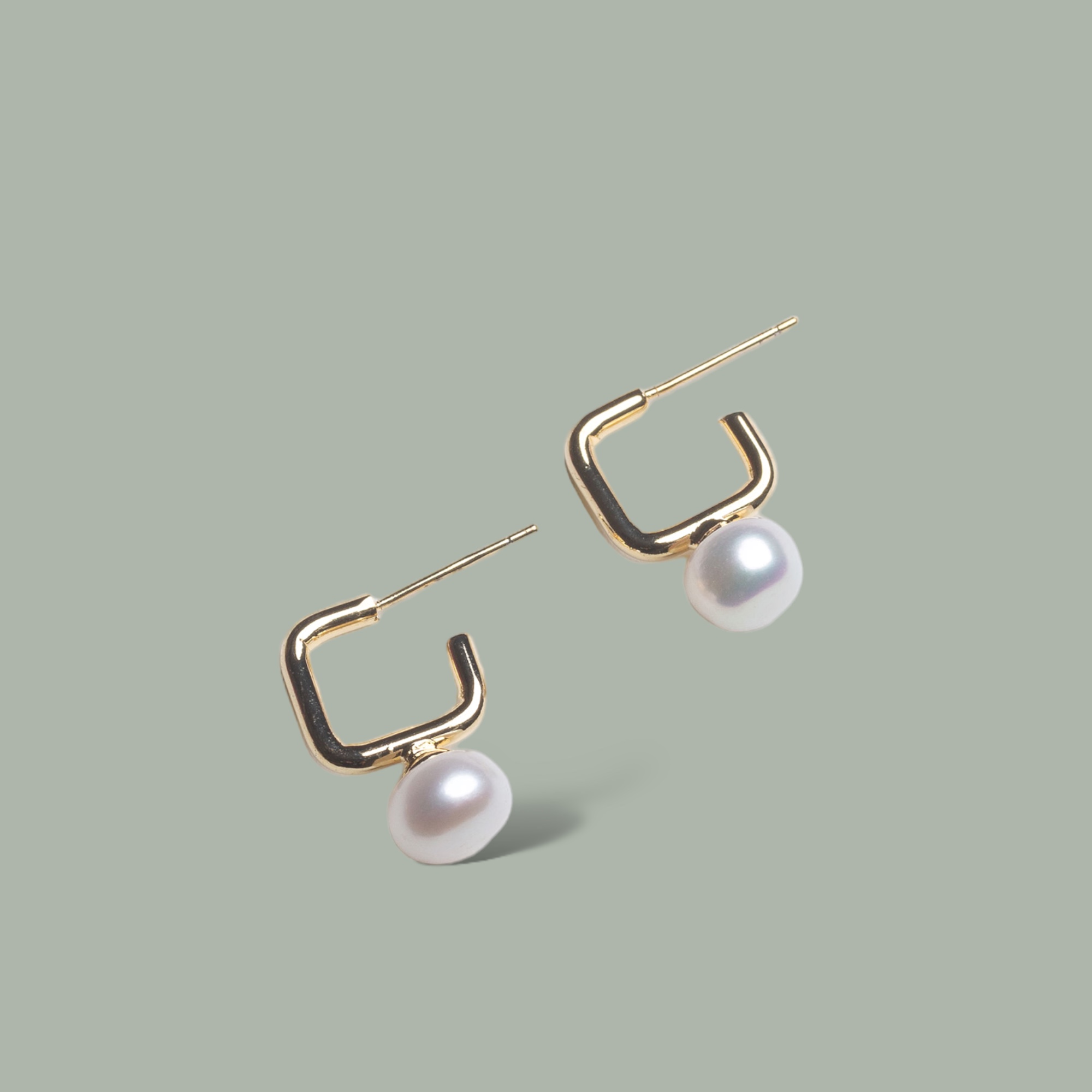 Sol Minimalist Earrings